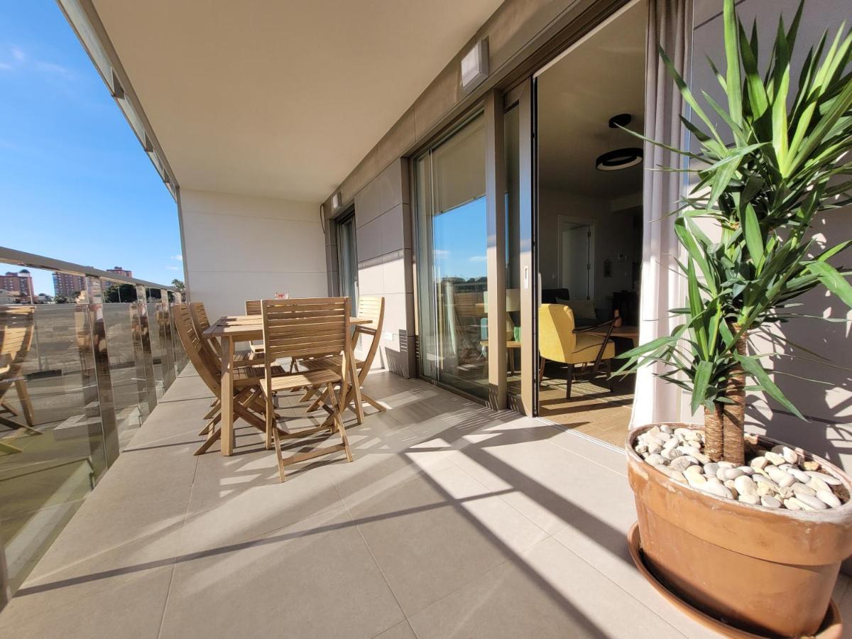 Verano - 2 Bedrooms - Piscina - Garaje Apartment